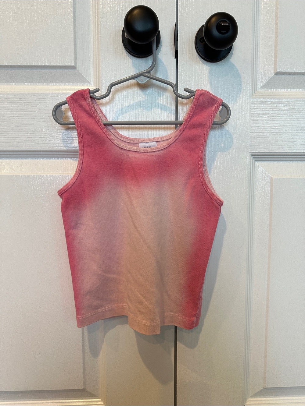 Zara 9-10 ( true size 7-8) mid cropped Tie-Dye Pink Gradient Tank Top